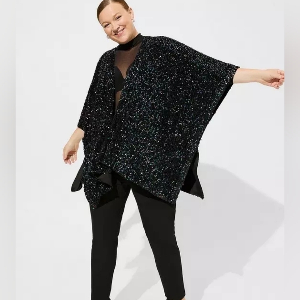 Torrid One Size Black Sequin Kimono
